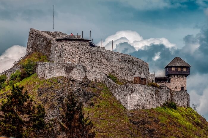 Doboj Fortress & Old Town Historical Tour